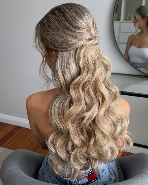 Stunning Prom Hairstyles for 2026: The Ultimate Trend Report