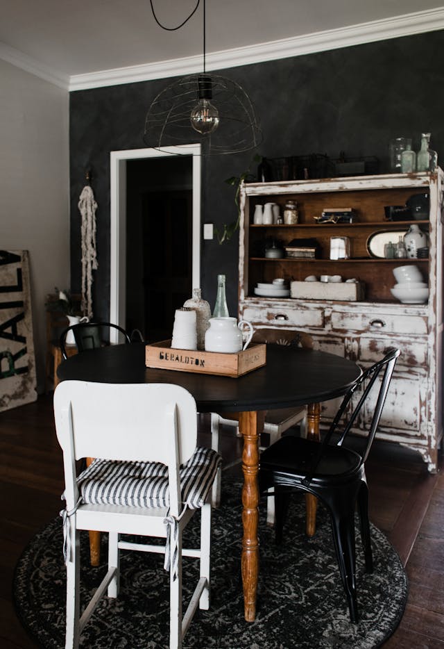 Minimalist farmhouse kitchen