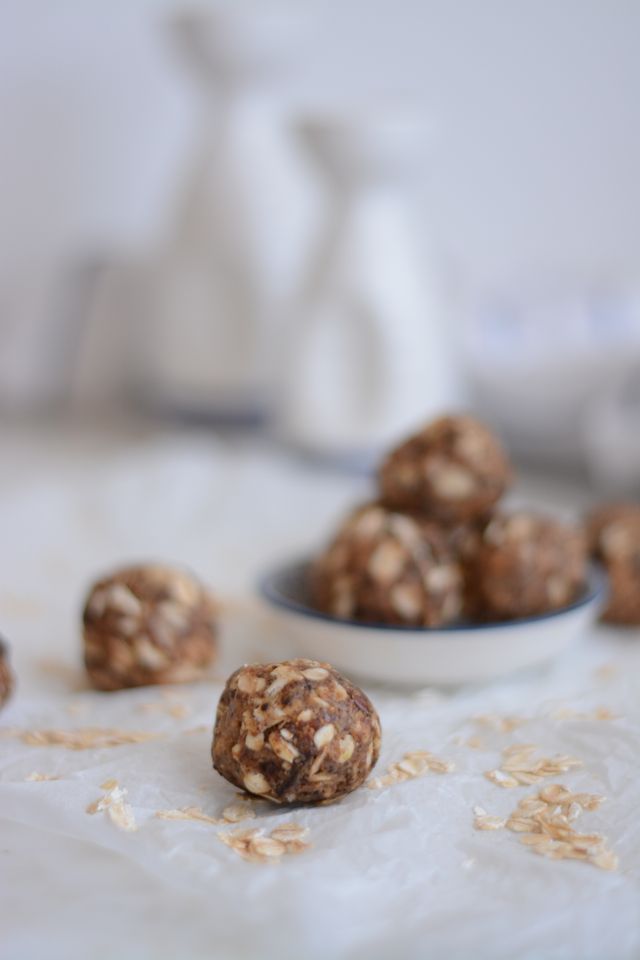 Healthy No-Bake Protein Balls: Easy Recipes for Quick and Easy Snacks